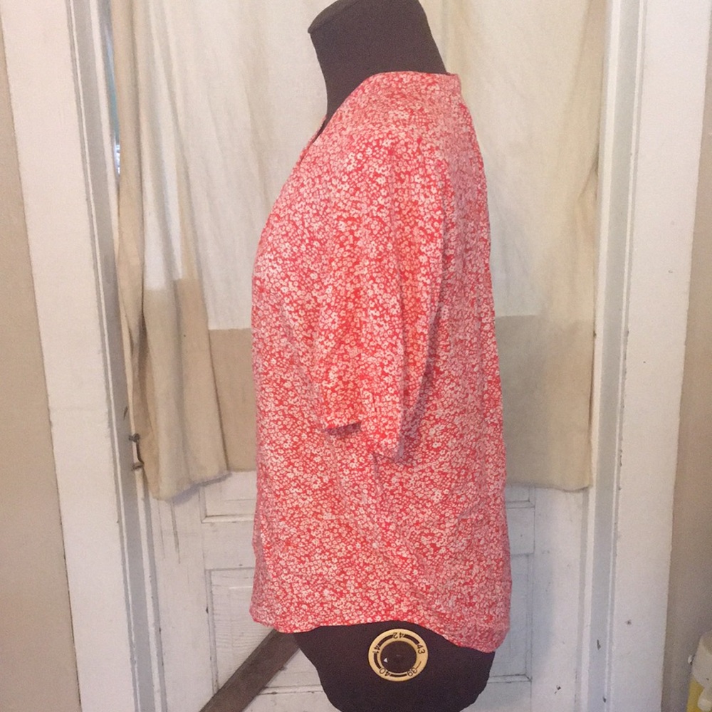 Universal Thread Button Down - Picture 4 of 8